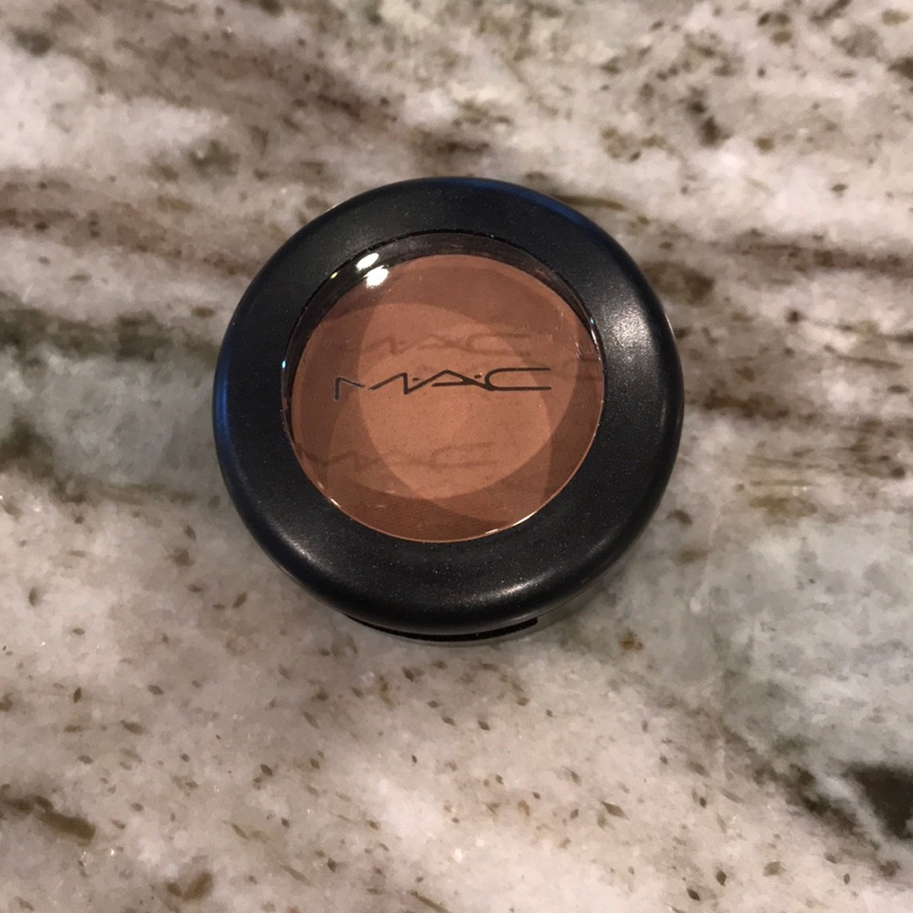 MAC Eyeshadow in Soft Brown